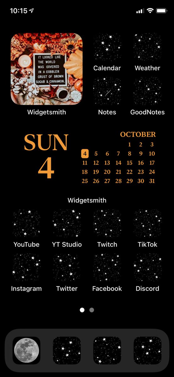 LaurenzSide's tweet photo. Happy Autumn! 🍁🎃 Thought I’d finally share my #ios14homescreen being that it took me an hour to put together! https://t.co/GDm212No5B