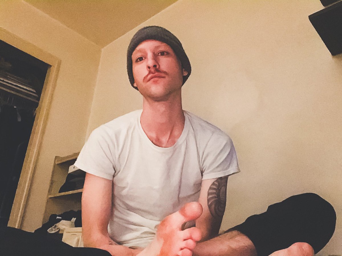 Subconstudios's tweet photo. About to start showing these monkey toes on onlyfans cause of the virus 
#feet #onlyFans #mustache #brokeboy #gayboy #raunchy #ProudBoys #sundayvibes #work #workinggirl #thislife #suck #stepingonhoes #countryboy https://t.co/7V9cifeyrP