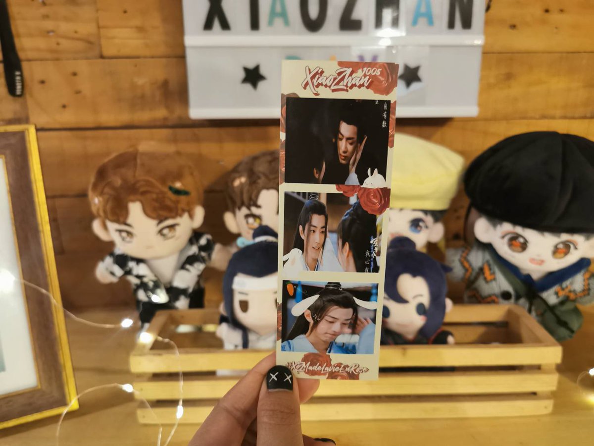 MoreMilkSUT's tweet photo. Xiaozhan’s Fan Cafe in Thailand🧚

By @XiaoZ_0510
- Paper Cup
- Door Hanger
- Photostrip(20 คนแรก)
📸 #XZmadeLavieEnRose

♥︎♡♥︎♡♥︎

By @ssomeone18 
- Postcards &amp; Photocards

กติกา : ซื้อของครบ 100฿ขึ้นไป รับ 1 เซต/1 คน เท่านั้น

#Xiaozhan #肖战 #เซียวจ้าน https://t.co/aokJbASUsV