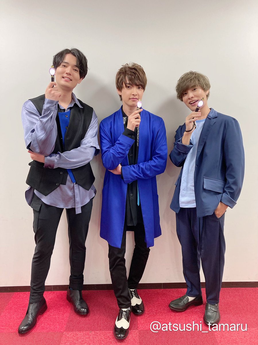 待って配信見逃したんだけど
この写真やばいってちょどうしよう
興奮しすぎて鼻血出そうなんですが
無理無理好き身長差好き！！！！！
みんなオクタっぽい顔してるwww
キャラに合ってる顔しててもう最高
見逃し配信あって欲しかったなぁ