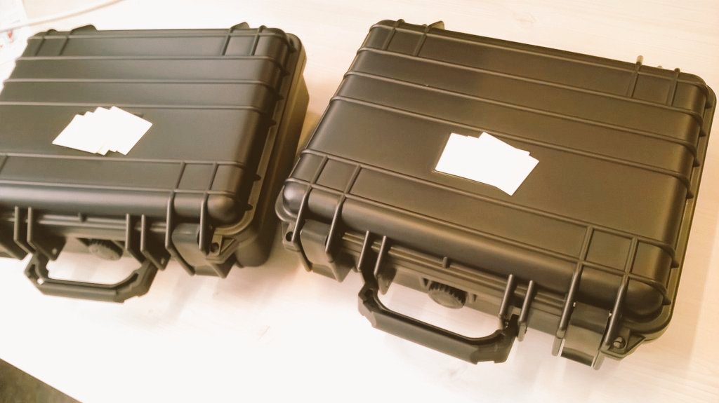 grego_fr's tweet photo. ➡️ Voici #RadioTempete , pour rester connecté aux voisins (et au maire), quand le reste ne fonctionne plus
🔴Demo exclusive #HelloLab @OrangeGardens pour les #CollTerr en visite
#concept
#blackout #tempeteAlex #resilience #engage2025 #entraide #hamradio #emcom #lifeatOrange https://t.co/uLagRnjcFY