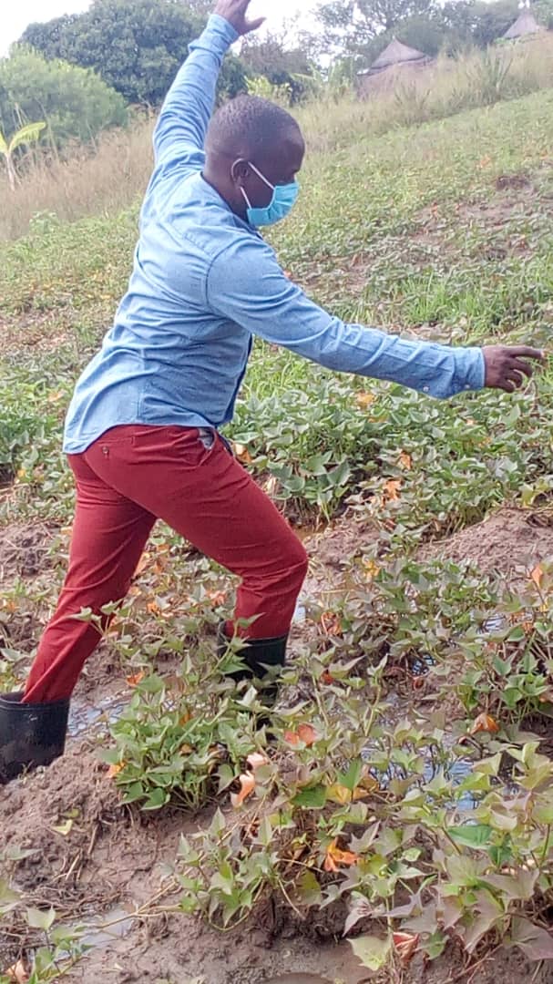 OgwangOgwang's tweet photo. Floods have returned to torment my people of Palam Subcounty in Katakwi district. This calls for urgent need to desilt more valley dams to trap waters that come from Karamoja region. @OPMUganda https://t.co/ETtrfhXt0w