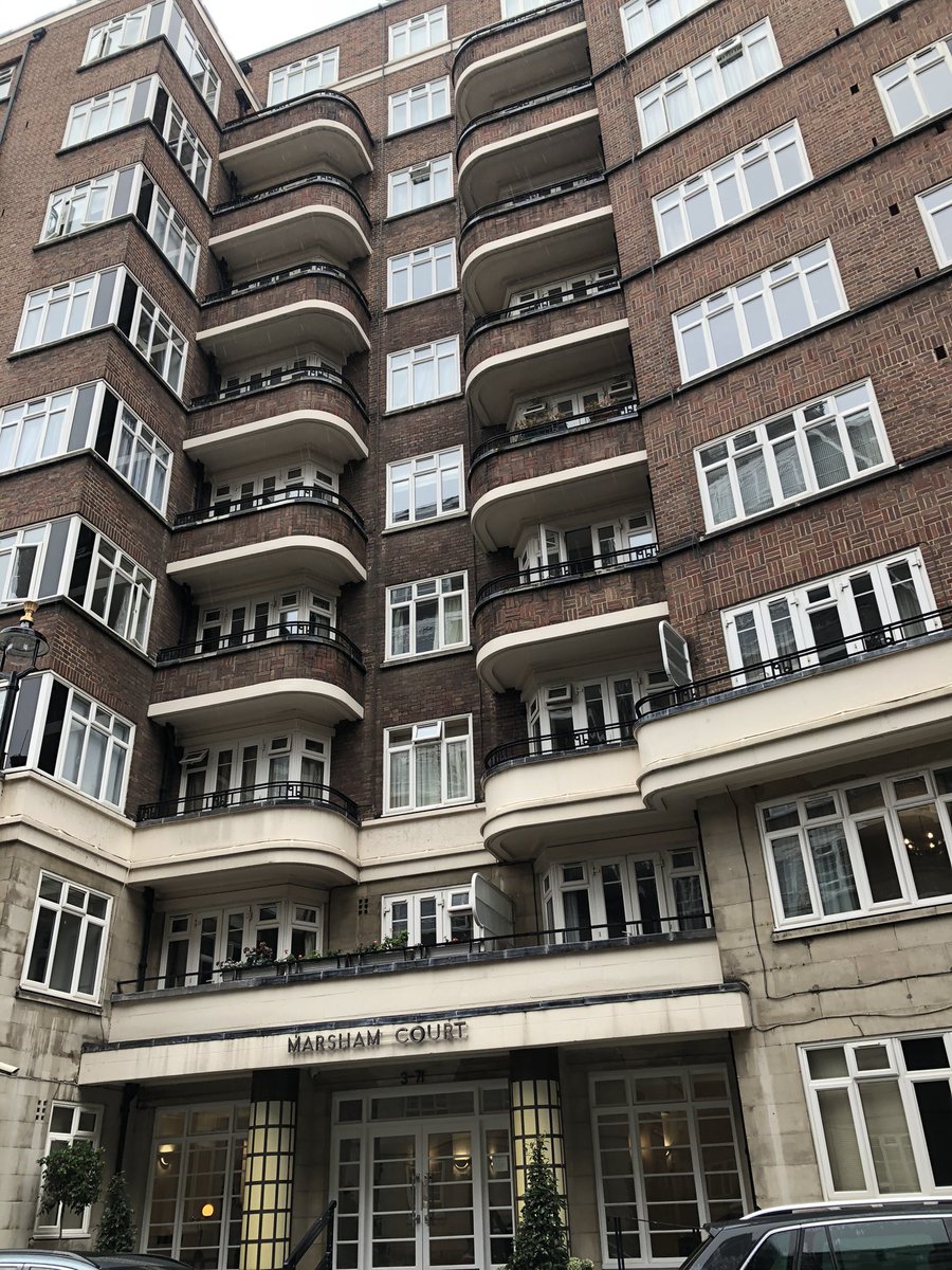 Marsham Court near the Home Office in Westminster - there are lots of dourly Art Deco apartment buildings down the backstreets of Westminster &ndash; bei  Westminster Gardens