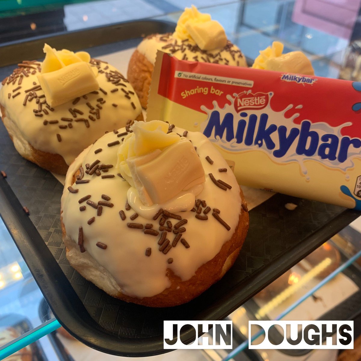 JohnDoughs's tweet image. Introducing our New Milkybar Doughnut🤗 
#constantlyinnovating