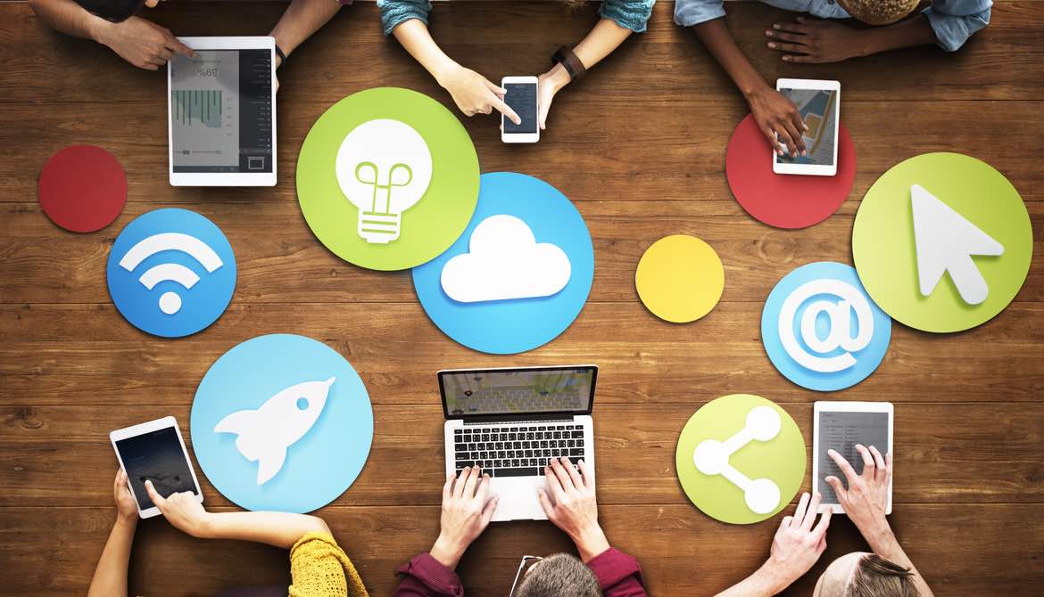 Socsimple's tweet image. 5 Tips to Leverage Social Media for Business. ow.ly/6oh750BIWFD #SocialSimplified #socialmediatips