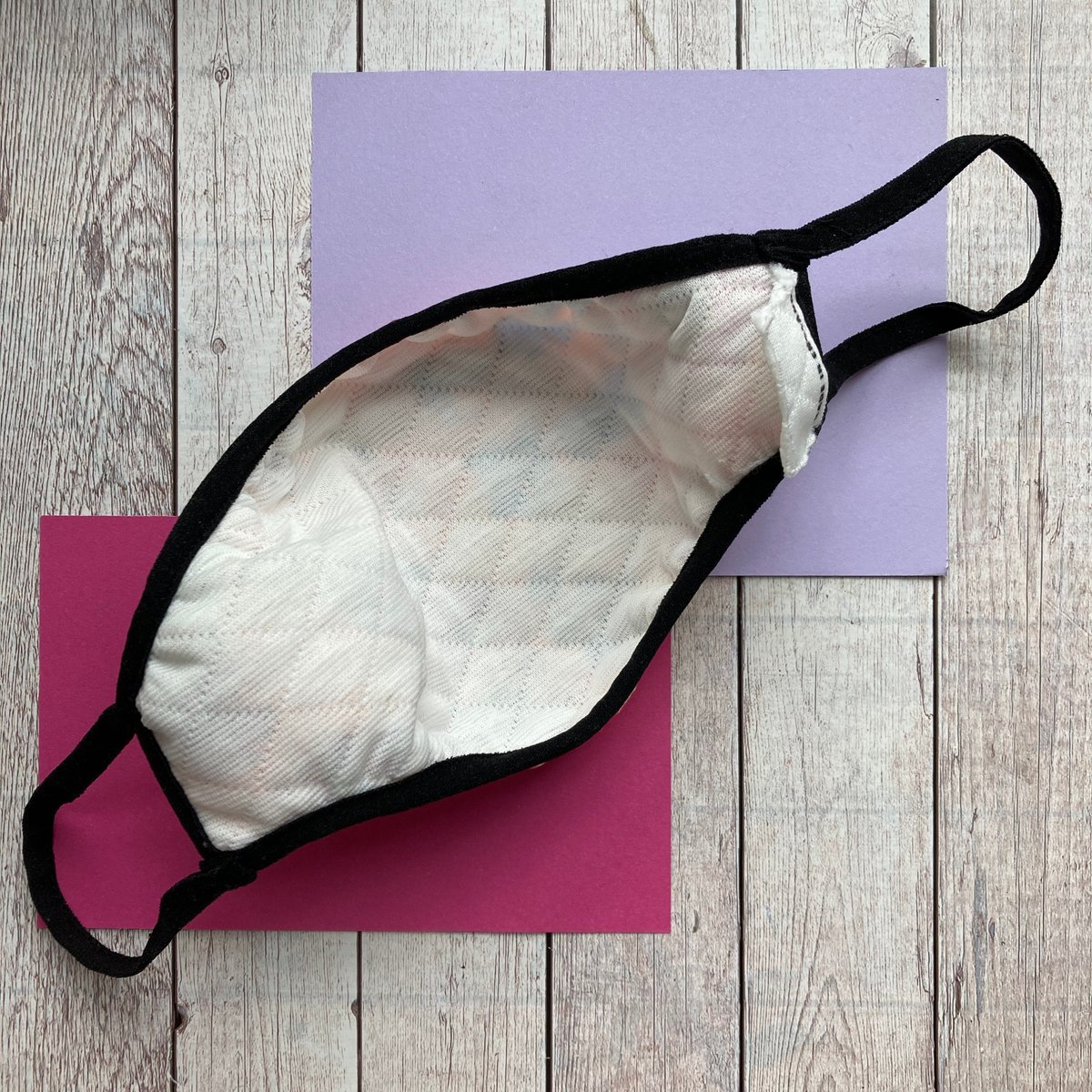 buck_lj's tweet image. Face Masks UK, Christmas Face Mask Uk, Reusable and Washable, Printed Face Mask, Original Pattern, Adult Face Covering,Elasticated Straps. tuppu.net/c362a967 #Etsy #Slumbermonkey #FaceProtection