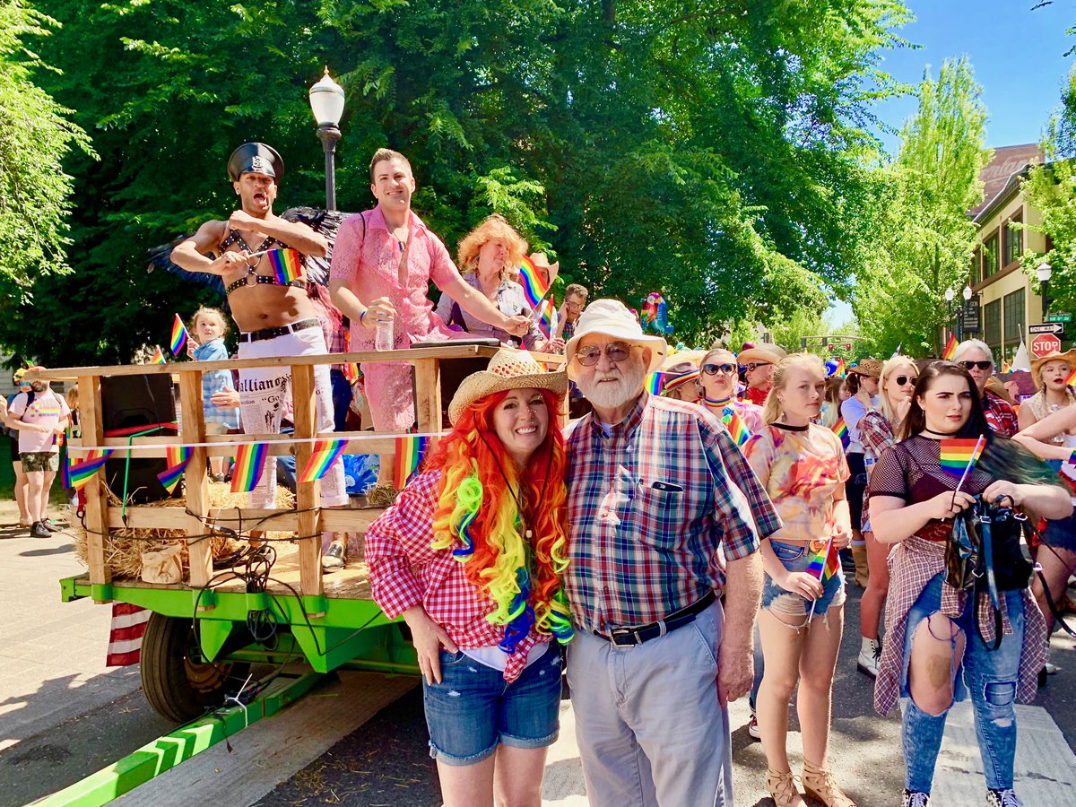 Ellen Urbani tweet media