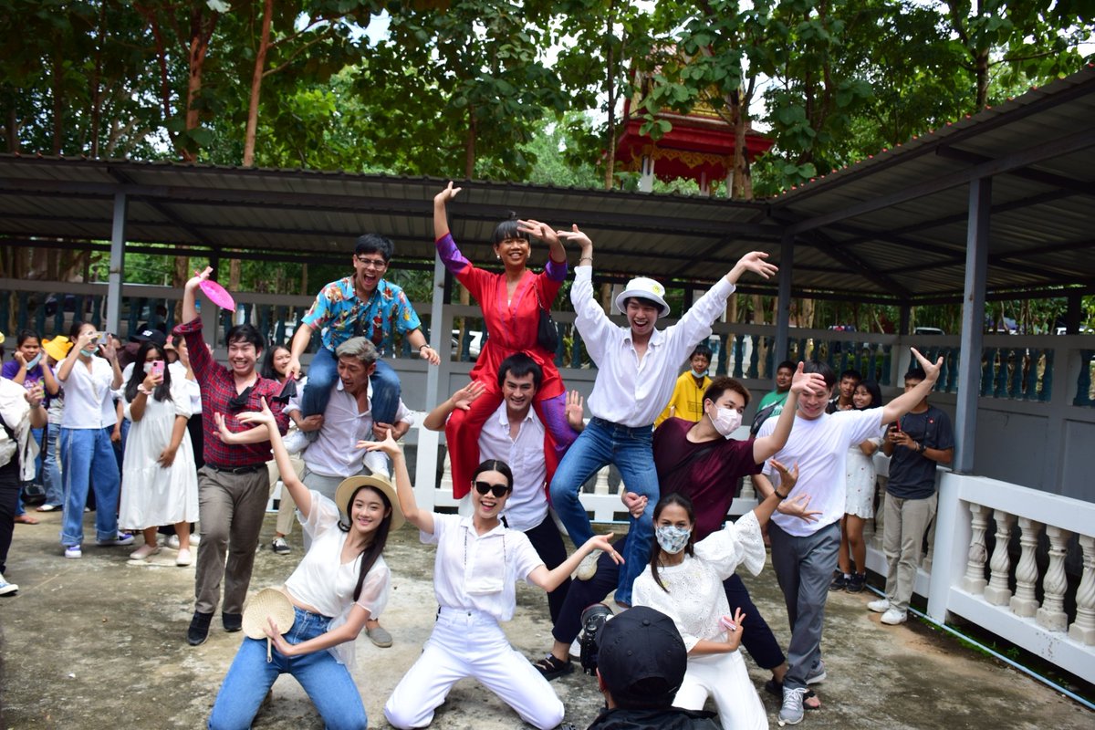 tk_kamonchanok's tweet photo. แก๊งค์​นี้คือที่สุดดดด ❤️ #กฐินเทยเที่ยวไทย
@godji_godji @JenniePanhan @gorfern @NamtanTipnaree @pond_niramit09 @Boydtuan_ https://t.co/7O5QsMiCgY