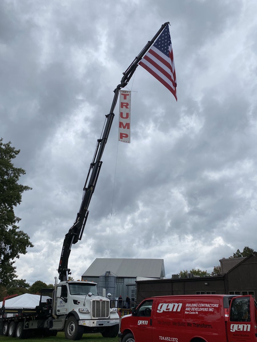 gemhammer's tweet photo. Trump2020🇺🇸🇺🇸👍 https://t.co/OV8iHyR3no