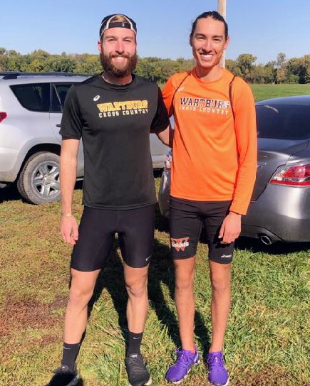 RUNWARTBURG's tweet image. There they are - post-race reppin in the parking lot. #WXC #beardsandmanbuns4life