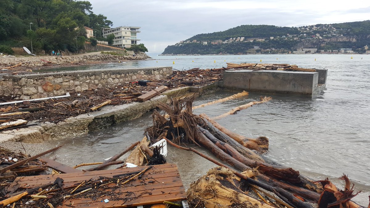 FanClubSeb's tweet photo. Plage de Passable Saint-Jean-Cap-Ferrat...
#AlpesMaritimes #alex06 https://t.co/ysDxLZxA9M