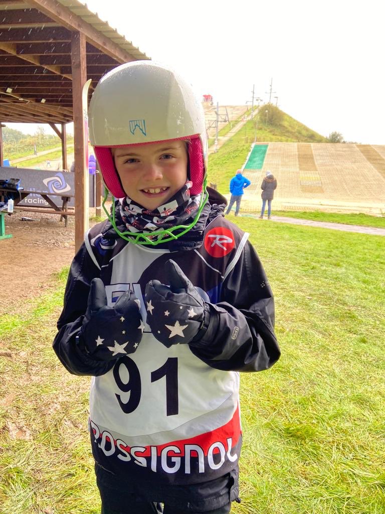 Rainy day <a href="/GoslingLeisure/">Gosling Sports Park</a> for the <a href="/evolutionskiing/">Team Evolution</a> race.
<a href="/freyaski/">freyaski</a> U12 🥇 with fastest U12 and <a href="/PollyGermain6/">Polly Germain</a> U10 🥈 

@precise_racing <a href="/SurbitonSki/">Surbiton Ski Racing</a> @CStewartSHS <a href="/SHSGirlsPrep/">SHS || Girls' Prep</a> <a href="/uktonicity/">Tonicity Sports Ltd</a> <a href="/AldershotSRC/">AldershotSkiRaceClub</a>  
Well done girls!!