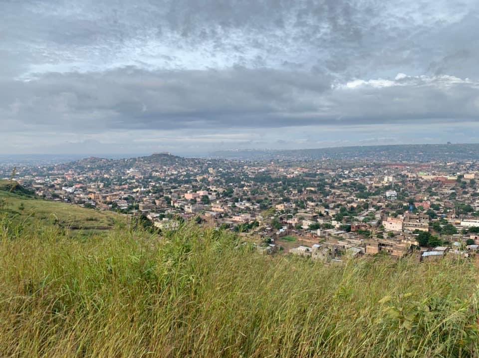MaliSdmv's tweet photo. C’est seulement en marchant avec nous que vous bénéficierez de ce genre de paysages! Nouveau Parcours! Sur les hauteurs de Doumanzana! Rejoignez nous! Aw Kana Son a ka foh aw koh !
#SDMVMALI
#BSR
#onnelachepaslaffaire https://t.co/qYWxunxBpN