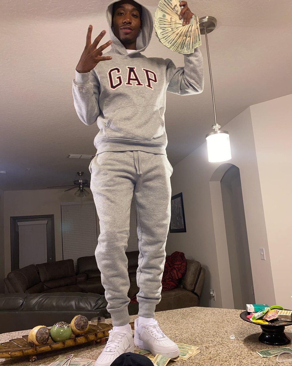 BADButta_'s tweet photo. (G)angsta (A)nd (P)Laya 🏌🏿‍♂️👹 https://t.co/sGlA2OqeIF