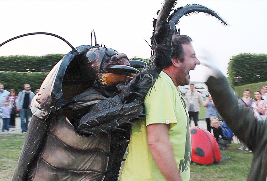 bigbugsact's tweet image. And ..., sometimes you have to watch your back.
#WorldAnimalDay #dierandag #bigbugs #bigbugsshow