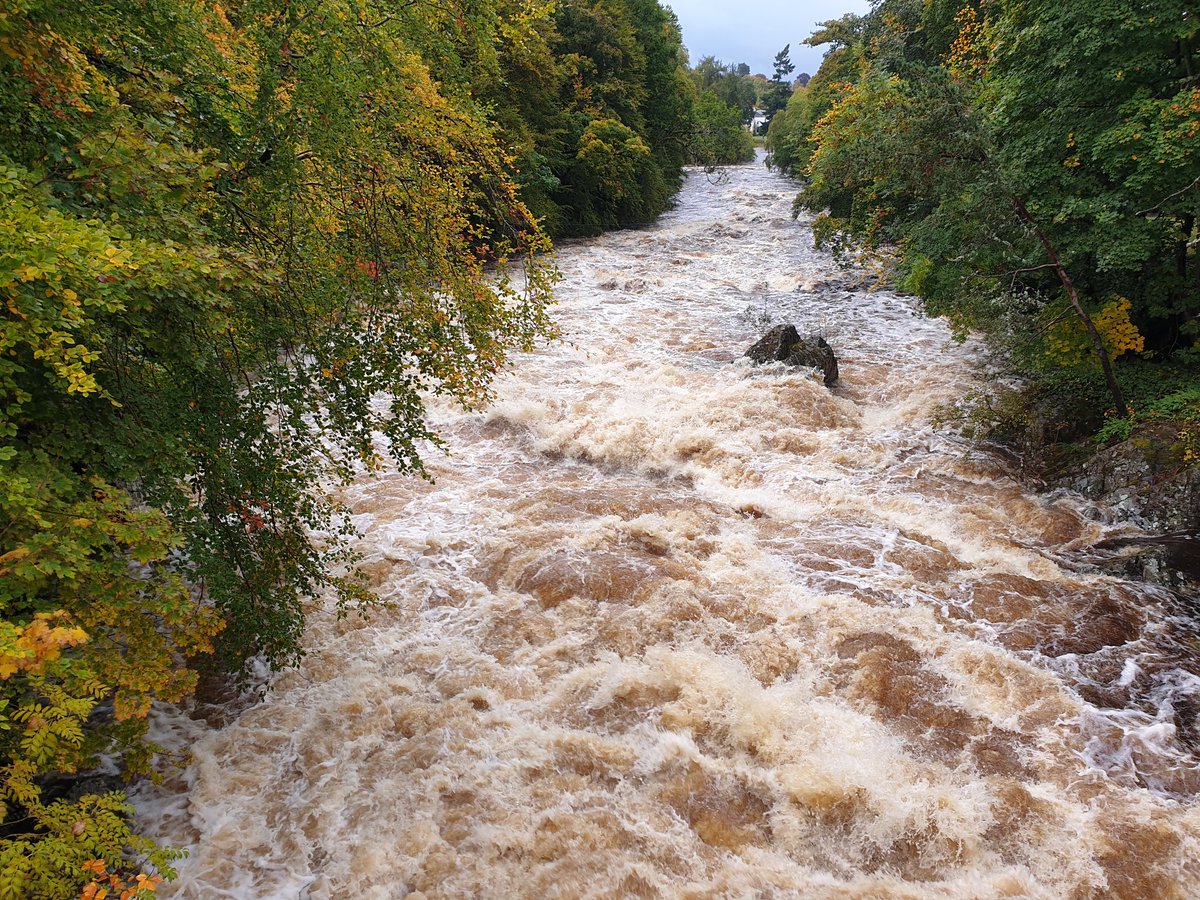 FionaEms's tweet photo. Falls of Feugh, Banchory #fallsoffeugh #river #riverdee #flood https://t.co/Aiz5KgzzNx