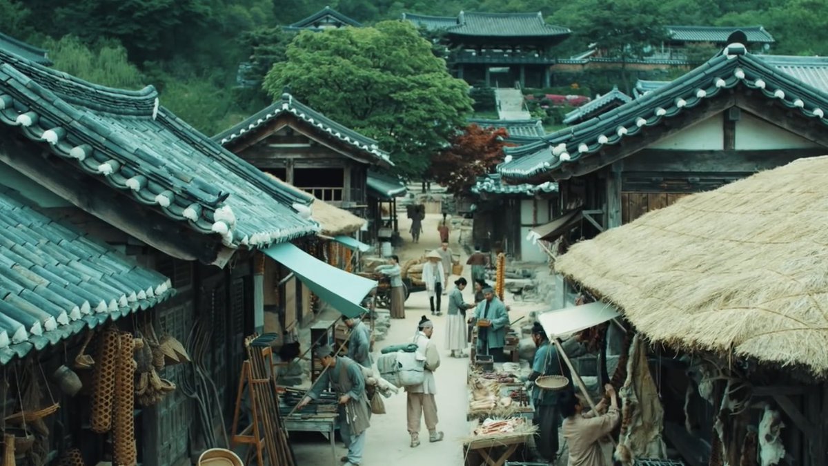 the use of color in daechwita - a cinematography thread