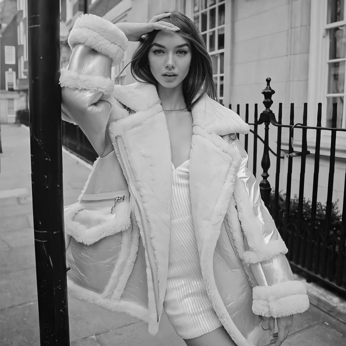 Greetings❟ I'm Isa Lane and trying to expand my social circle so I'm doing  #openfollow for western roleplayer(s) only. Help me retweet this tweet and I'll shoot you a follow. Thank you. 𓃠