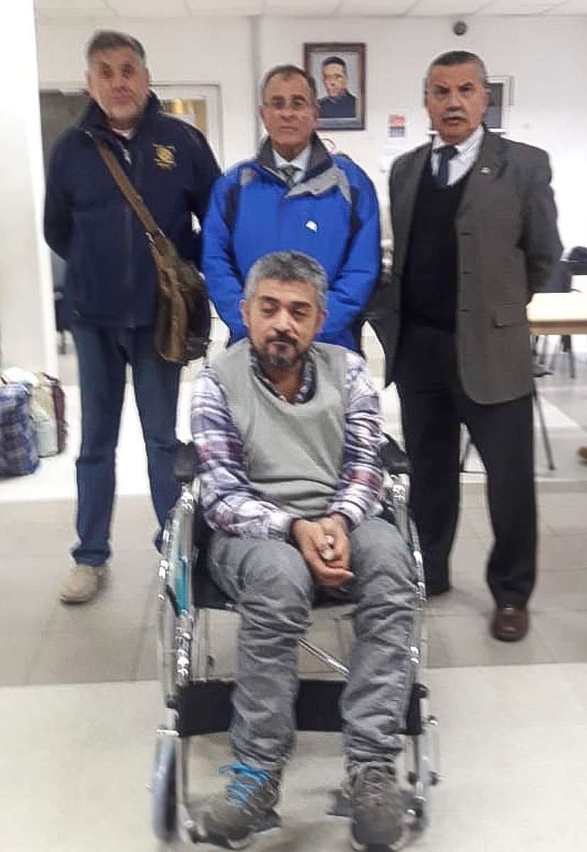 RotaryAustral's tweet image. El 18 de octubre de 2019 Rotary Club Austral Punta Arenas (R.C.A.) hace entrega de una silla de ruedas, en comodato, a don René Omar Aguilar, quien tiene dificultades de desplazamiento producto de su capacidad de movilidad reducida. #WeAreRotary #PuntaArenas