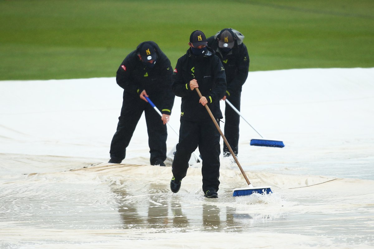 Edgbaston's tweet image. We're going to be a little bit biased for a moment..

- 55 hours of rain
- Over 75mm fell

Yet we got 3 excellent matches played by 4 deserving teams.

Thank you to @barnstonworth &amp;amp; your staff.

You're a credit, not just to us, but cricket as a whole. 👏

#Edgbaston #FinalsDay