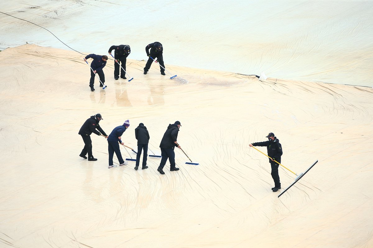 Edgbaston's tweet image. We're going to be a little bit biased for a moment..

- 55 hours of rain
- Over 75mm fell

Yet we got 3 excellent matches played by 4 deserving teams.

Thank you to @barnstonworth &amp;amp; your staff.

You're a credit, not just to us, but cricket as a whole. 👏

#Edgbaston #FinalsDay