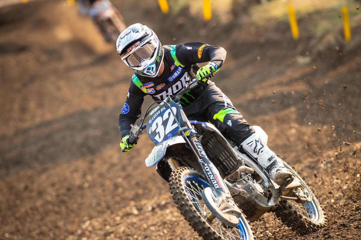FuelUniverseTV's tweet photo. AMA Pro-Motocross: victorias de Tomac y Cooper en Thunder Valley || https://t.co/ej9GBzzQe8 ||
#AMAProMotocross #ThunderValley #Tomac #Kawasaki #Cianciarulo #Ferrandis #Yamaha #FuelUniverse https://t.co/mi9Do5bbtu