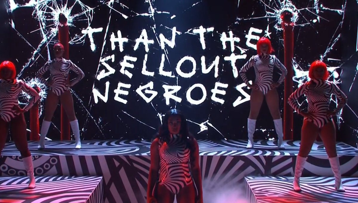 EbonySteele's tweet image. I so love #MeganTheeStallion for this! We have to start protecting BLACK WOMEN! We protect black men with our all and need the same in return. I hope #DanielCameron gets this message. #JusticeForBreonnaTaylor 🙏🏾#SNL