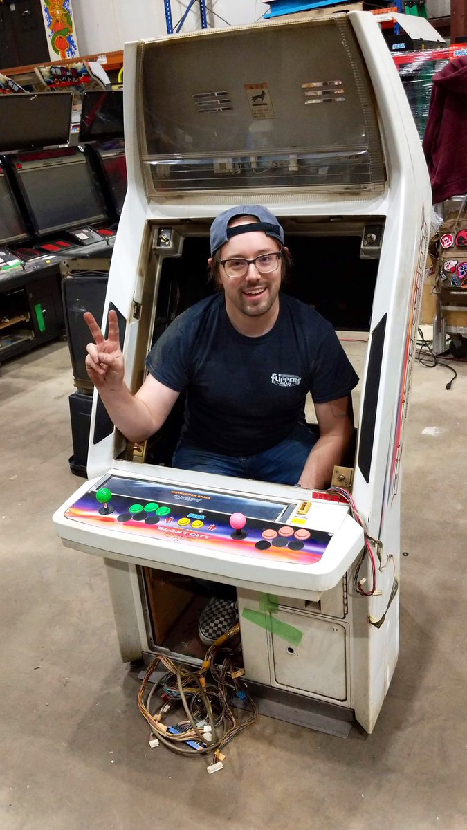 legacy_dave's tweet image. This is the ideal arcade tech. You may not like it, but this is what peak arcade maintenance looks like.