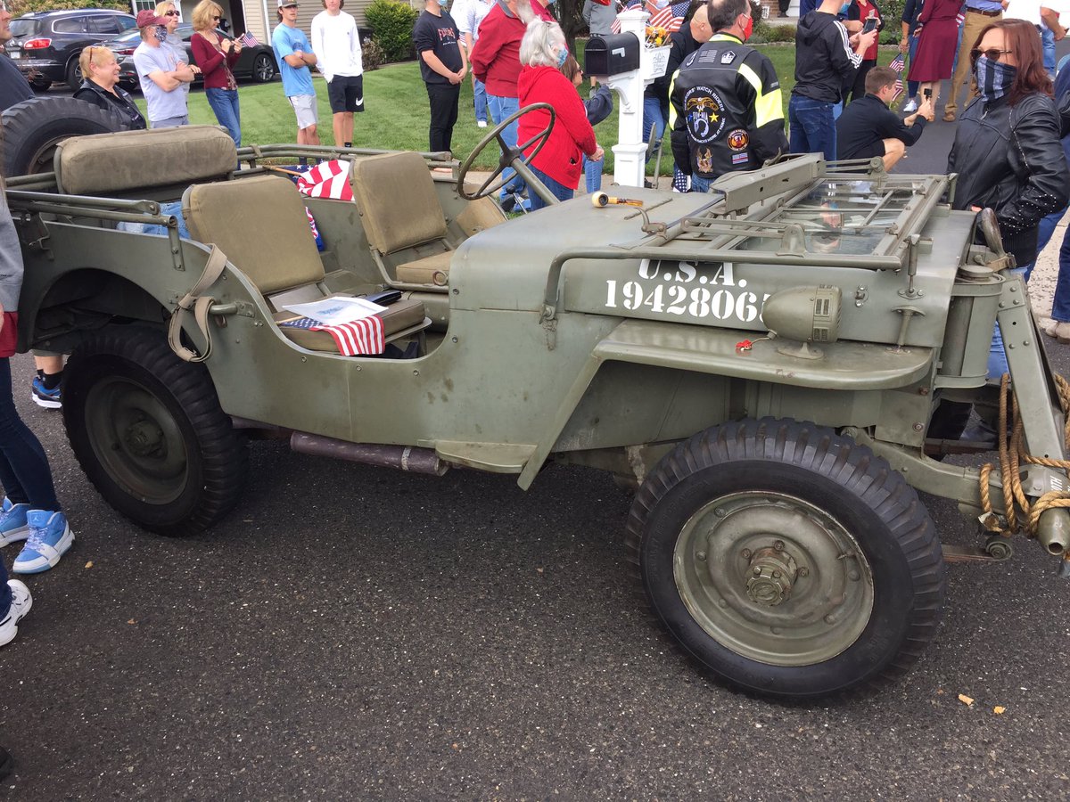 MikePFDuffy's tweet photo. Thank you for your service!!!!PFC James Gavin landed on Normandy's Utah Beach on 6 June 1944 as a medic and he fought his way across Europe to Germany. Along the way, he earned: Combat Medic, 4 Bronze Stars, and 1 Purple Heart.  #WarriorsWatchRiders https://t.co/4rNmNpi2OE