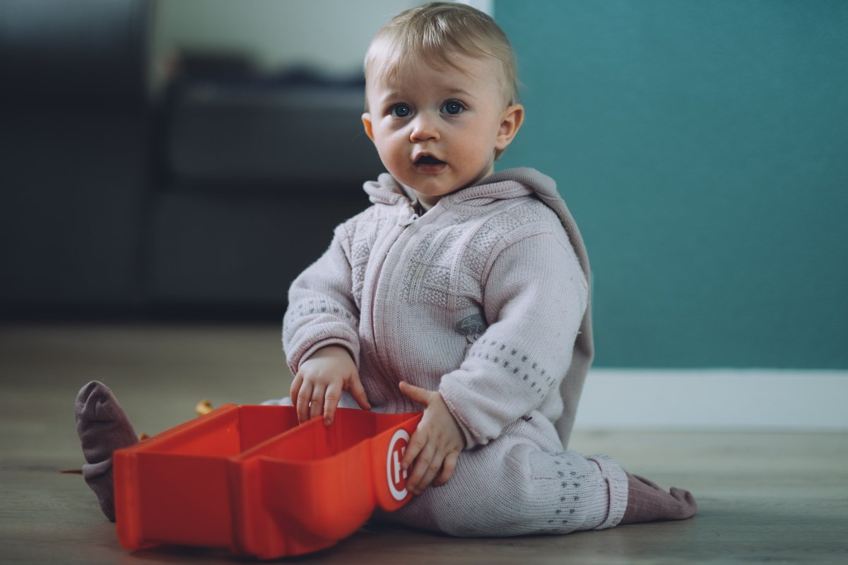 BetterBedtime's tweet photo. Proper sleep is just as important in the toddler years. Over-tiredness in toddler/preschool aged children can look like hyperactivity, tantrums, red-rimmed eyes/eyebrows and clumsiness. https://t.co/MGN7FdRyV8