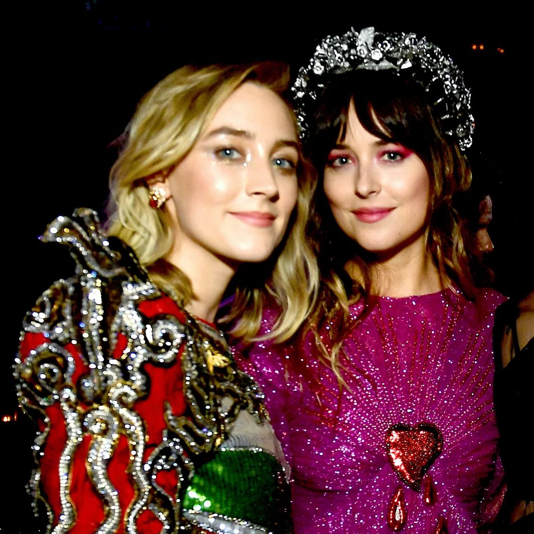 Happy birthday to the gorgeous and talented dakota johnson <3 
