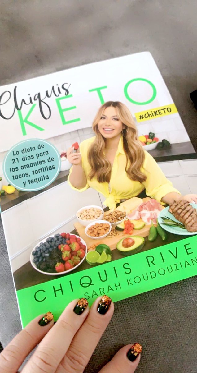 jcorza09's tweet photo. Finally got my hands on this can't wait to start some of these recipes! @Chiquis626 #chiKETO #bossbee #chingonapower https://t.co/0bBmSjeCqb