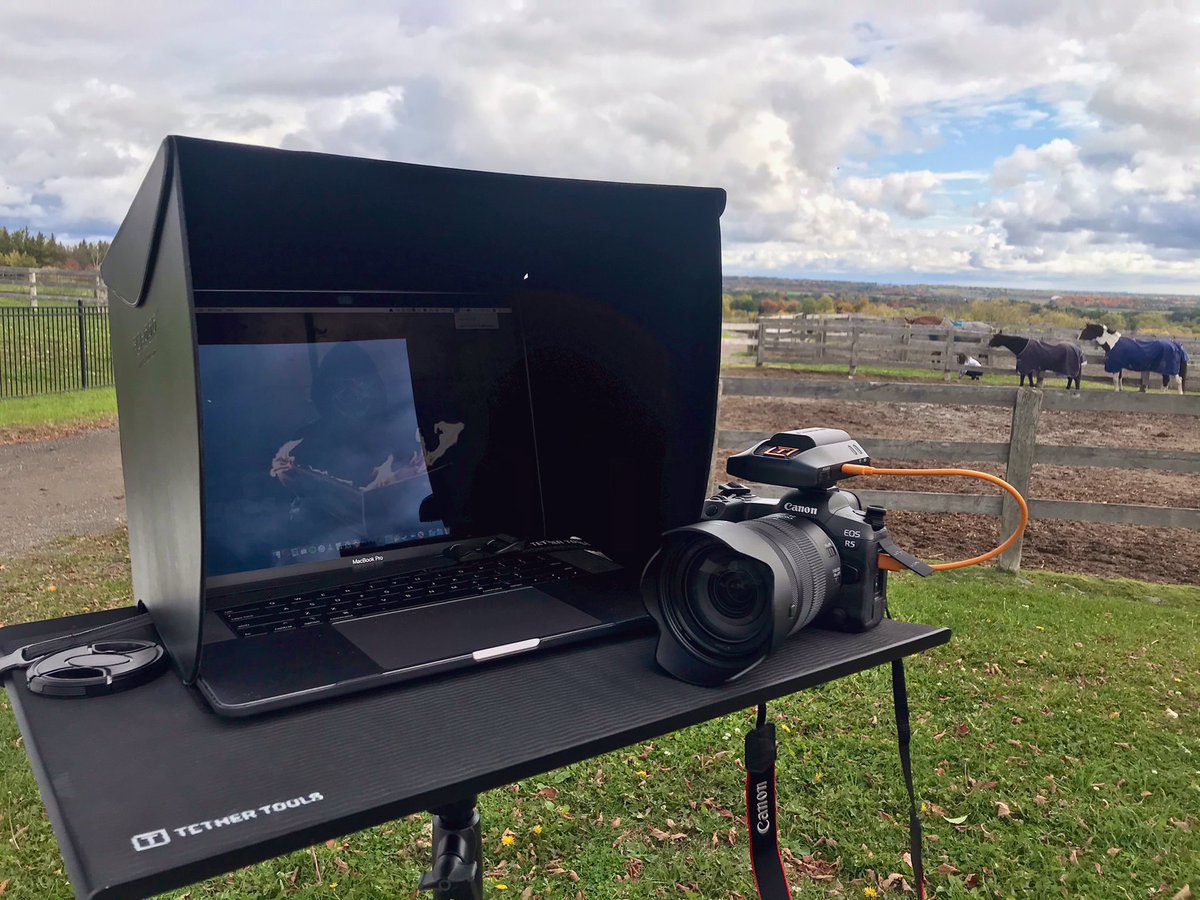 PAWELECphoto's tweet photo. #BehindTheScenes gear setup from Friday’s equestrian/horse shoot. 

• #CanonEOSR5 ✅
• @TetherTools #AirDirectWireless ✅
• Tether Table Aero ✅
• MBP running C1 v20 ✅

#BetterWhenYouTether #ILoveMyJob https://t.co/y4YY5iPrja