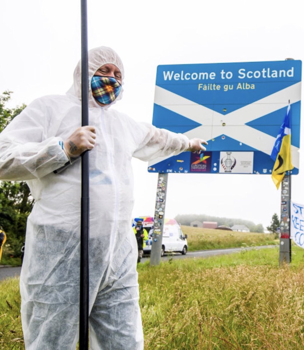 25. Walkers from the  #longwalktofreedom have arrived in  #Thurso Caithness today. Expect the evangelists to be spreading the word of the Blockchain Digital Covenant Lord  @yesdayscotland tomorrow. Know them by their deeds. #LWTF  #StickeringScotland4Indy