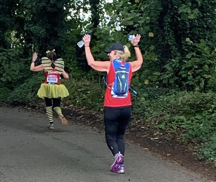 WidnesWasps's tweet image. A huge well done to our three Wasps, Rachel, Sue &amp;amp; Victoria for their virtual #vlm2020 today. 26.2 miles buzzing around the streets of #Widnes and surrounding areas instead of our capital. We’re so proud of them 🐝👏😊