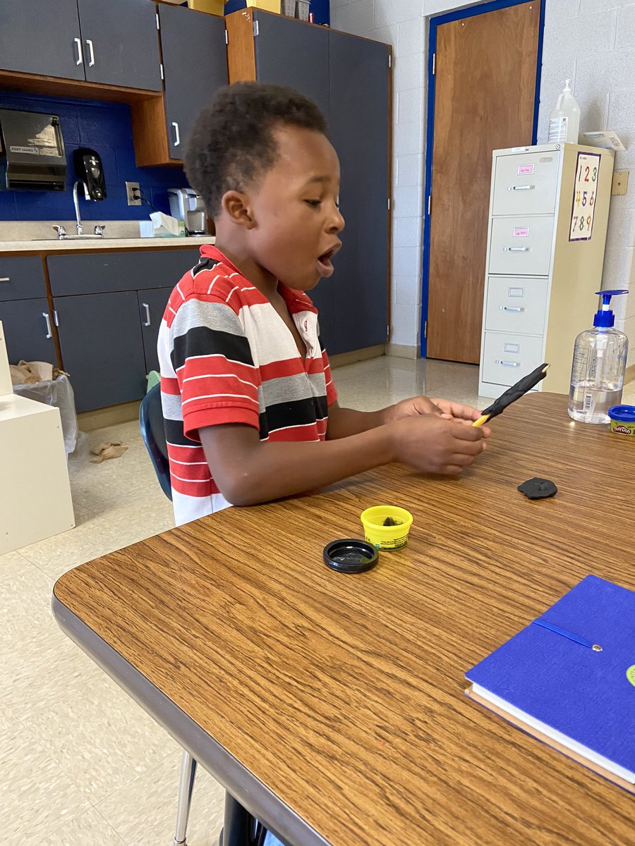 ClassWithMissW's tweet image. This #BuzzWorthy nugget created a pencil grip out of play doh. My students’ imagination is so awesome, and I love to watch their creativity at work!