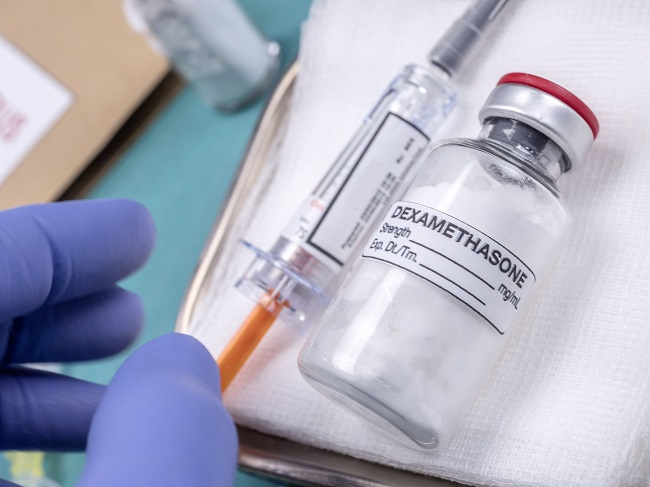 Weird/3- Steroids like dexamethasone stifle the immune system, so it is usually considered dangerous to use them in early stage  #COVID19 when the body is hopefully making antibodies. UK std-of-care is to use in acute cases;- Nobody has provided lung scan info, so...MORE