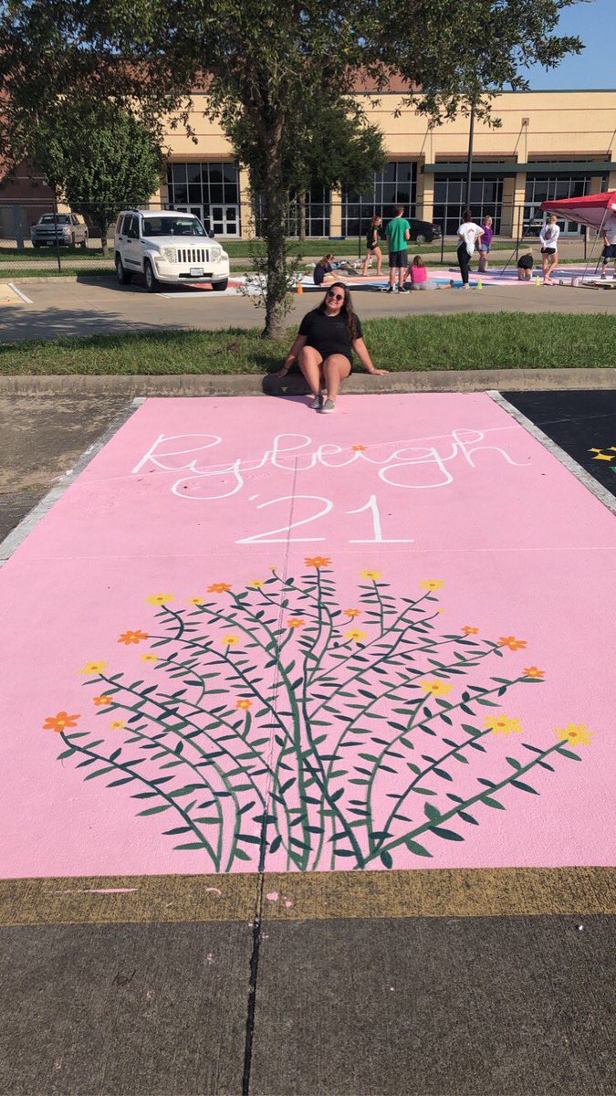 SFHSThespians's tweet photo. Yesterday our seniors painted their parking spots!! 💙💛#classof2021 https://t.co/0XHo7l6hoT