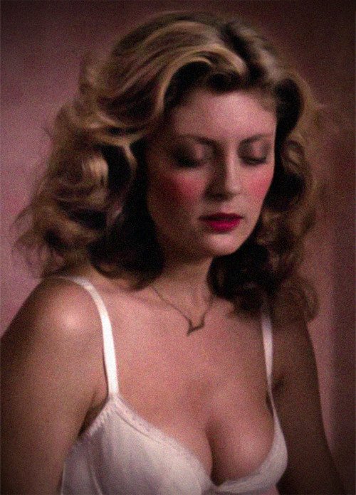Happy birthday to Janet Weiss aka Susan Sarandon born October 4th 1946. 