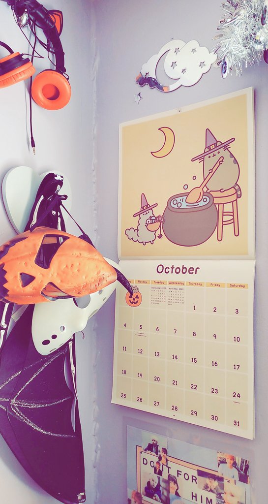 softxtrash's tweet image. #spoopyszn 🎃🖤