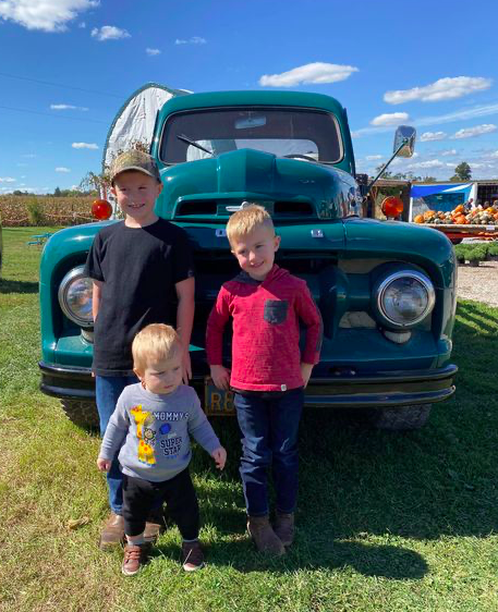 BSES_Eagles's tweet photo. Creekside Farm Fun during #BSESFallFest20 https://t.co/ptBSlKkJPb