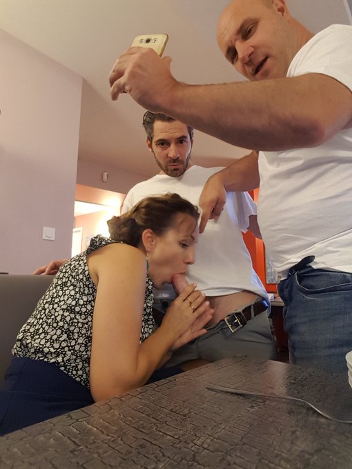 @FabriceTribleX Couuuuuuuucouuuuuuuu c'est moi 😂 https://t.co/q1BJoOxLm2<a class="tags" target="_blank" title="On Twitter" href="/?out=eyJ0eXAiOiJKV1QiLCJhbGciOiJIUzUxMiJ9.eyJpYXQiOjE3MjExNTc1NjgsImlzcyI6InR3cG9ybnN0YXJzLmNvbSIsIm5iZiI6MTcyMTE1NzU2OCwiZXhwIjoxNzUyNjkzNTY4LCJyZWRpcmVjdF91cmwiOiJodHRwczovL3R3aXR0ZXIuY29tL0ZhYnJpY2VUcmlibGVYIn0.P-agESDcNQR3zkpnl-JA3zCdIFBTckZoxhNeC6ALkZpf3UXd89exNvdbxatgNd0yARHy6nOgVMFL3MoY1AtALA">@FabriceTribleX</a><a href="/tag/sexy"class="tags"><span>#sexy</span></a><a href="/tag/hot"class="tags"><span>#hot</span></a><a href="/tag/shows"class="tags"><span>#shows</span></a>