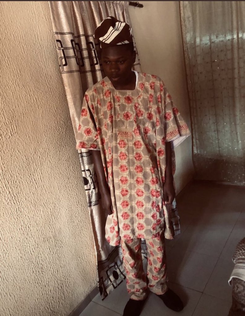 De_Larry_Sav's tweet photo. No forh if you see Ma dressing MoOD laidiz till ๐๐ฟ๐๐ฟ
#EndSars #KillSars https://t.co/StrM927Q97