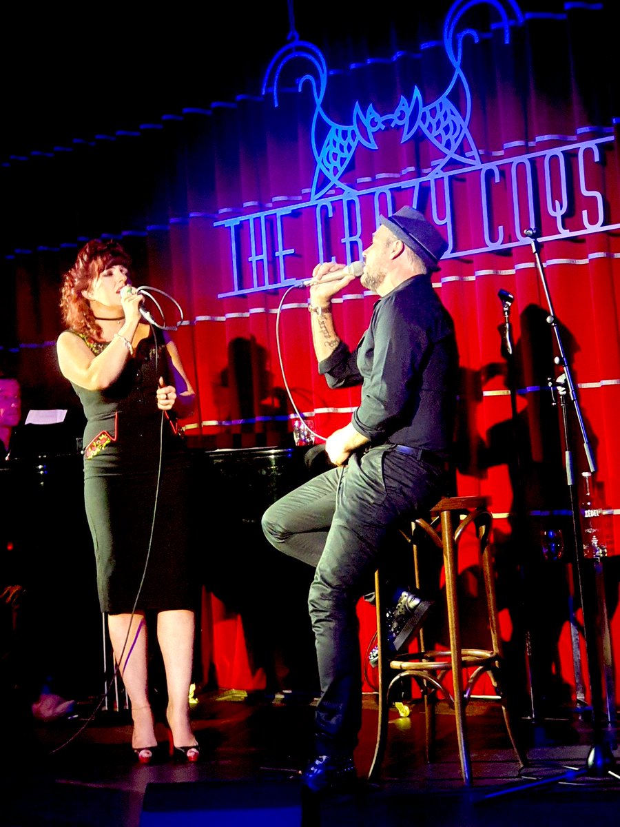 SharonSextonIRE's tweet image. Just a magic evening @CrazyCoqs with @RealRobFowler &amp;amp; @stevecorleykeys  ❤️❤️❤️❤️

Thank you to all of you who came to support. We feel so grateful. What a lovely welcome back the boards

Thank you @ATDazzles for the picture 

#1Down #2ToGo #LiveTheatre #London