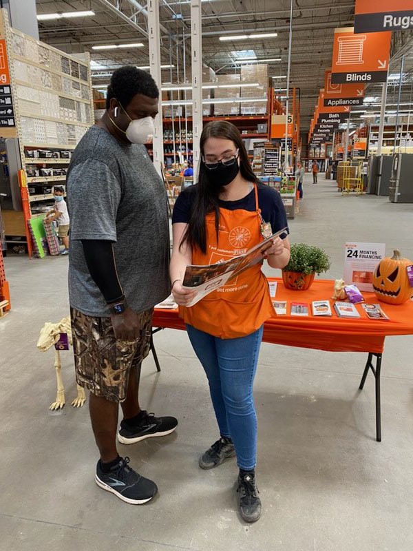2501 driving services this weekend. With our specialist Taylor and even our lead Ashlyn interacting with customers to drive our event. <a href="/Gina_Windsor/">Gina Windsor</a> <a href="/BrianConwayTHD/">Brian Conway</a> <a href="/LeonRthd/">Leon Ram</a> <a href="/PaulDeveno/">Paul Deveno</a> @Shane_O_HD2501 @2501MASM