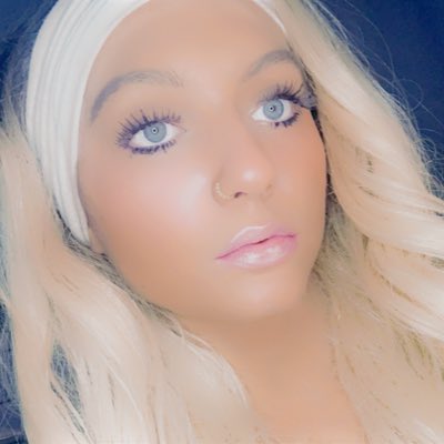 karsynstfu's tweet photo. #NewProfilePic https://t.co/fQMNKx85IM