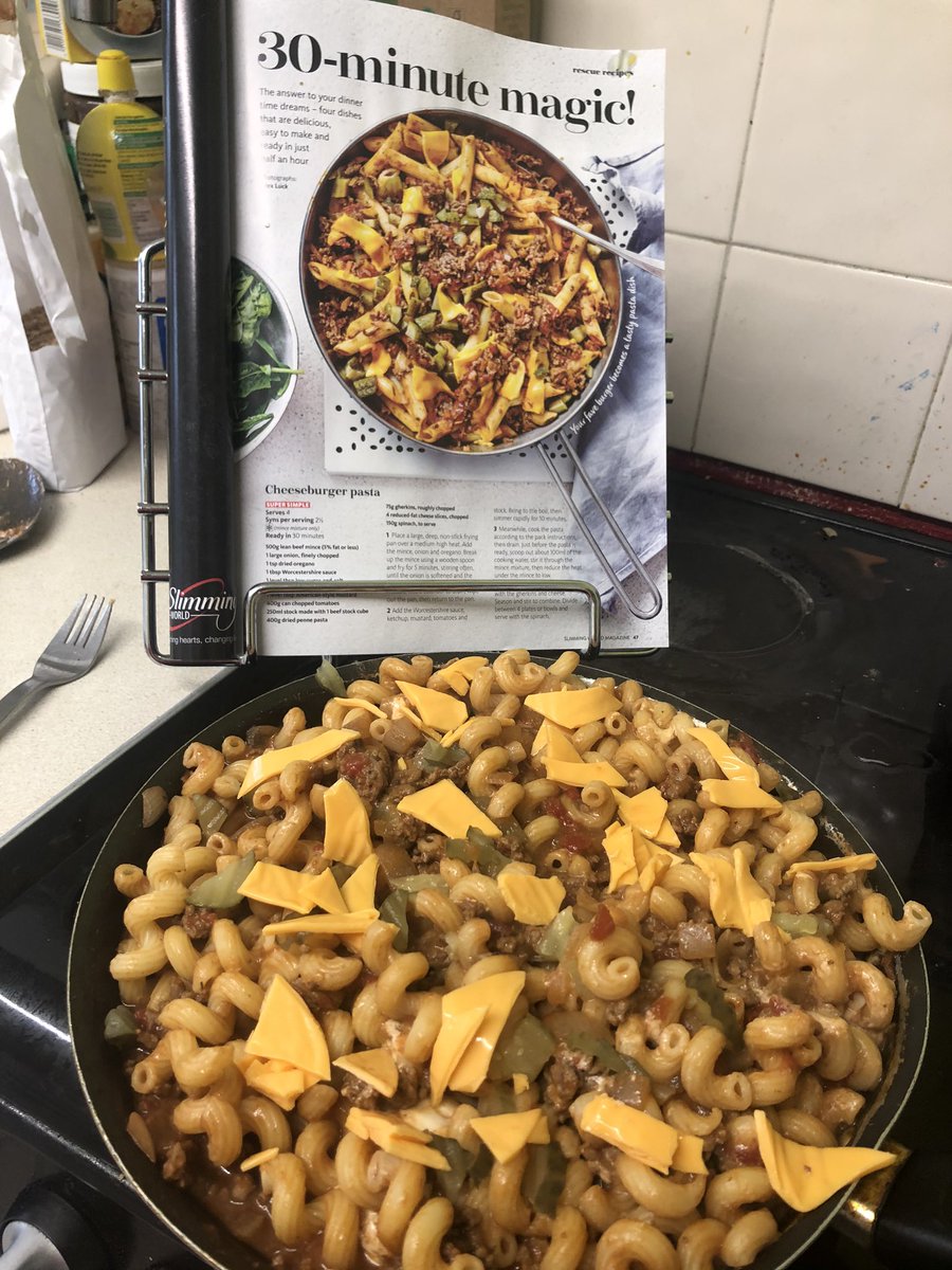 SWVickygalvin's tweet photo. #wow the #best #cheeseburger #pasta ive tried on #slimmingworld #sw from the #new @SlimmingWorld #magazine 🍔😋 https://t.co/nKBREZJWqV
