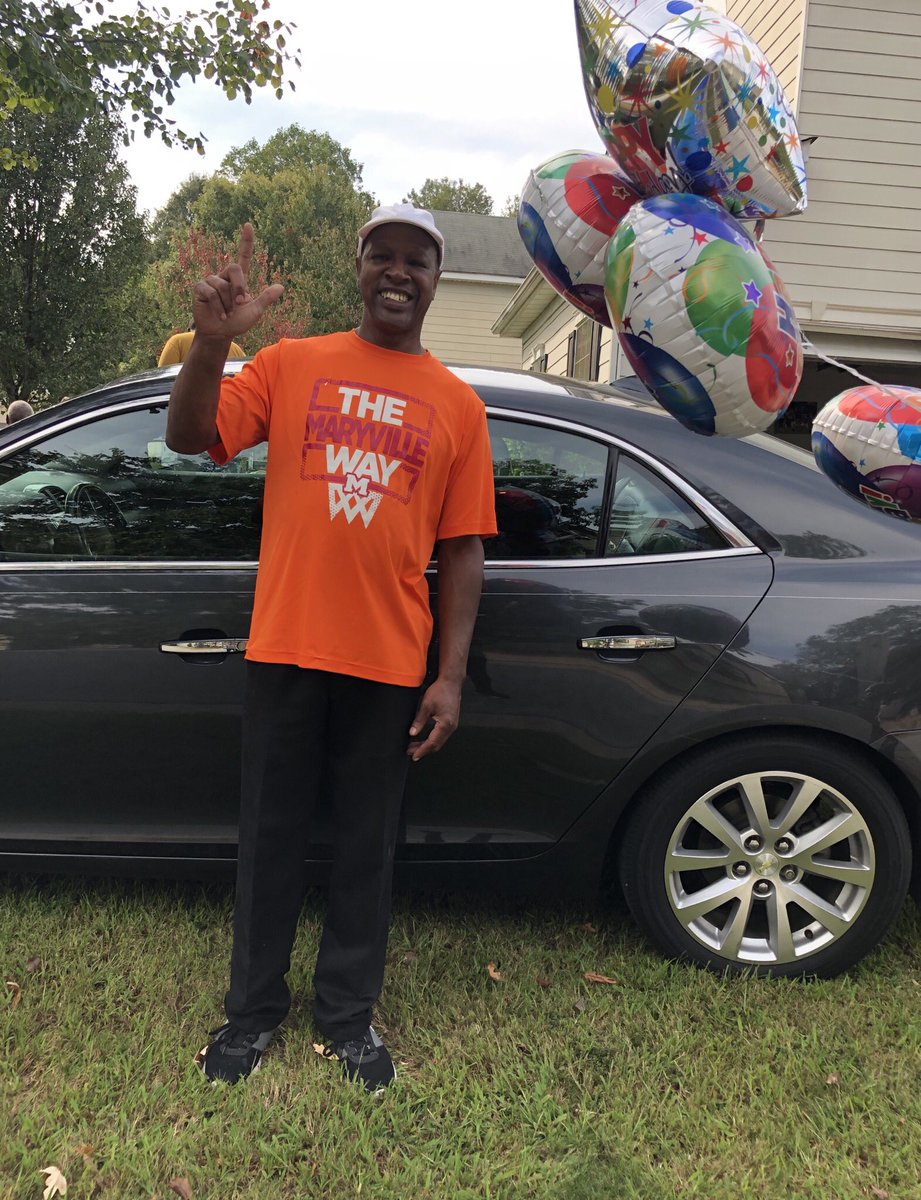 JeKobeColeman's tweet photo. Happy Birthday Grandad! ..Rep’n Scots Basketball on your day!🎈🎉🎉 @Quintrel89 @cohunaa__ @jaylancoleman11 @PlColeman329 @Mitcoltaur https://t.co/3z01V9fIe3