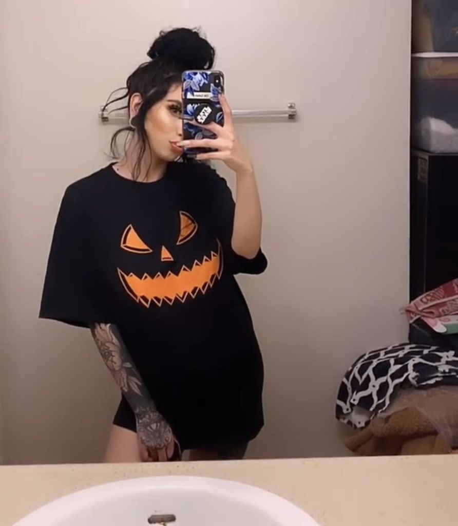 𝓢𝓹𝓸𝓸𝓴𝔂 𝓢𝓮𝓪𝓼𝓸𝓷 🎃👻