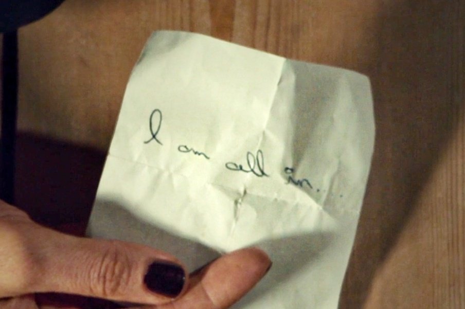 EndriaRed's tweet image. Yes, I AM ALL IN, over and over again! ♡ #WynonnaEarp #TheSciFiFantasyShow #PCAs